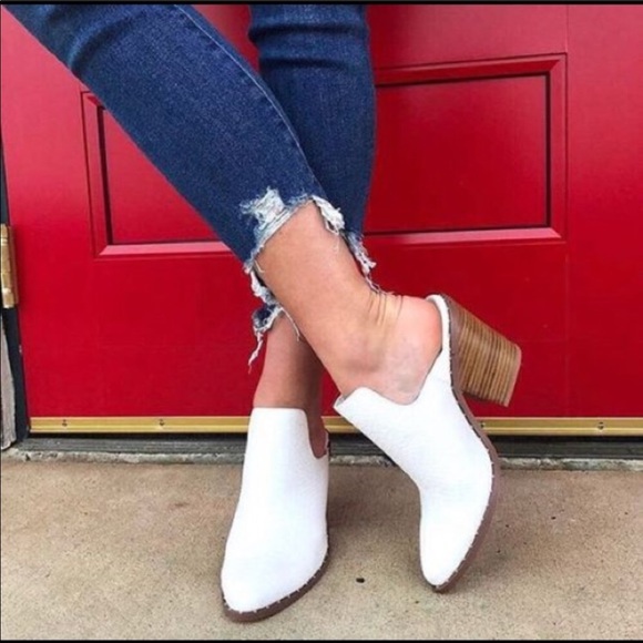 chinese laundry springfield mule white